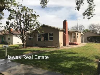 Main picture of 226 Sultana Ave