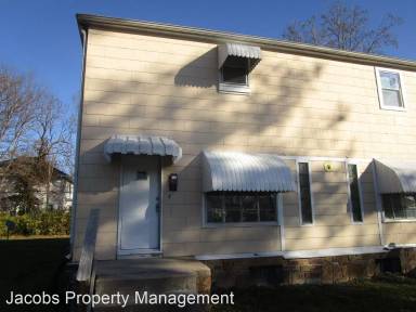 Main picture of 606 Paris Ct