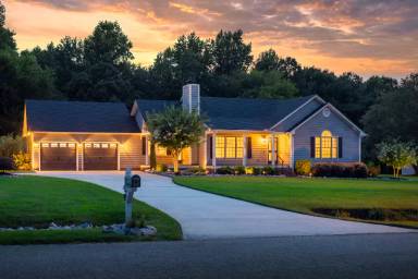 Main picture of 139 Alan Ln