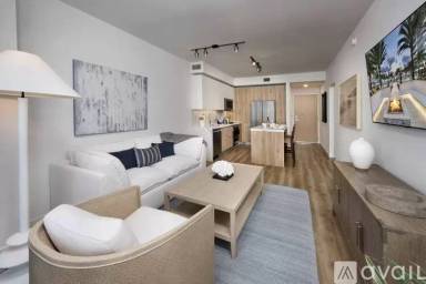 Main picture of 4414 N Flagler Dr