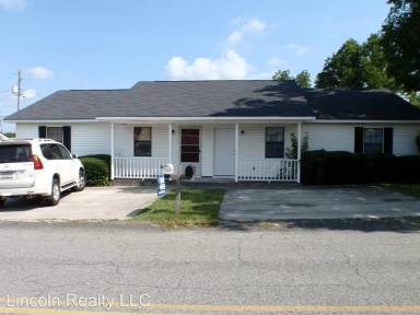 Main picture of 1748 Poplar St