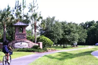 Main picture of 8219 SW 77th Ave