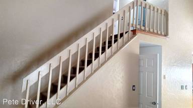 Main picture of 405 Timothy Ct