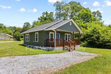 Main picture of 704 Fairfax St
