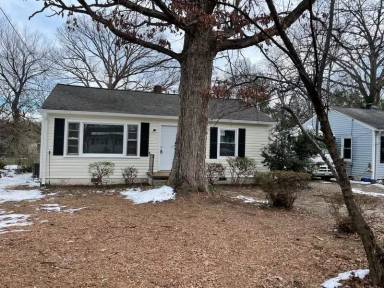 Main picture of 111 Early St