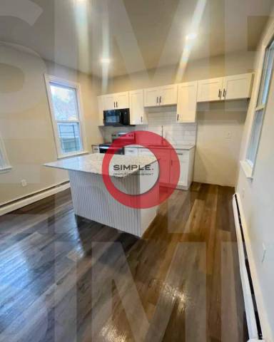 Main picture of 707 Beech St