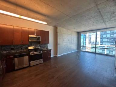 Main picture of 1427 S State St