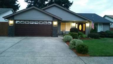 Main picture of 11608 NE 16th St