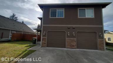 Main picture of 236 170th St S