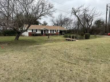 Main picture of 700 S Old Temple Rd