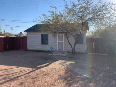 Main picture of 1037 N 25th St