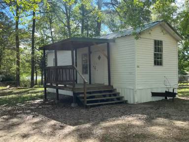 Main picture of 130 County Road 2779