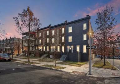 Main picture of 2301 Whittier Ave