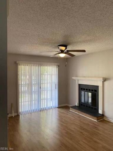 Main picture of 3772 Towne Point Rd