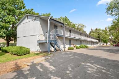 Main picture of 22 N Skipworth Rd