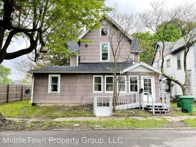 Main picture of 427 S 12th St