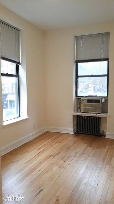 Main picture of 201 E 81st St