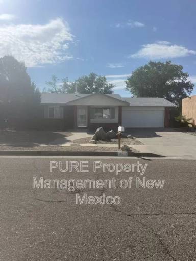 Main picture of 10508 Guadalajara Ave NE