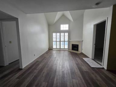 Main picture of 1200 Gaviota Ave