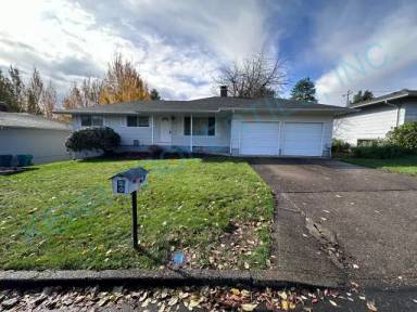 Main picture of 12305 SE Juniper Ave