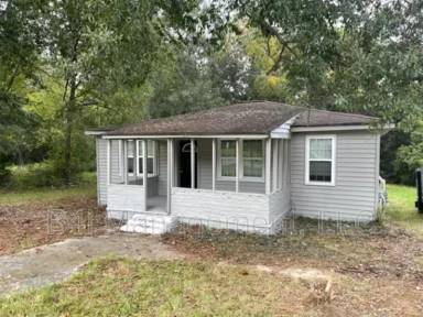 Main picture of 840 Martin Luther King Jr St