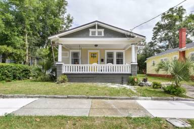 Main picture of 517 W 18th St