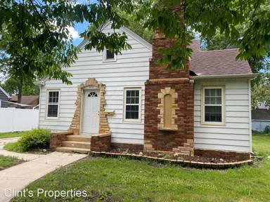 Main picture of 308 Trott Ave SE