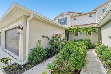 Main picture of 5282 Neil Dr