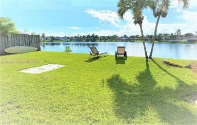 Main picture of 13425 SW 122nd Ave