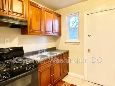 Main picture of 4615 Central Ave NE