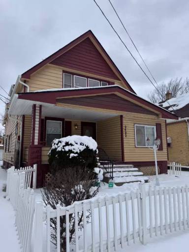 Main picture of 3492 W 56th St