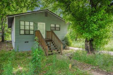 Main picture of 509 37th Ave W
