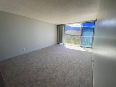 Main picture of Makaha Valley Towers