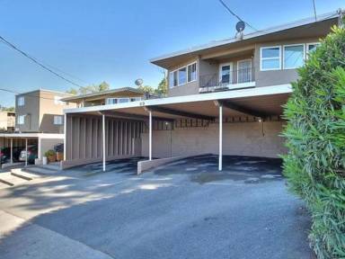 Main picture of 40 Carquinez Scenic Dr