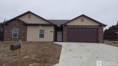 Main picture of 1813 Savannah Ct