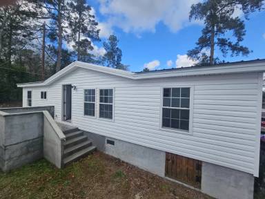 Main picture of Parkwood Mobile Home Park