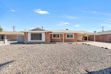 Main picture of 2801 N Granite Reef Rd
