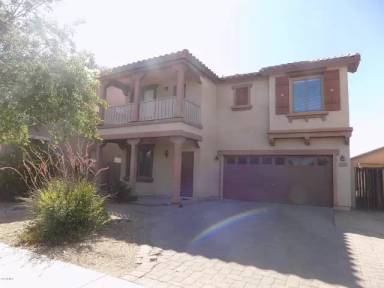 Main picture of 4504 E Los Alamos St