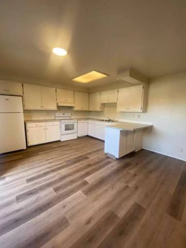 Main picture of 299 B St