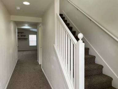 Main picture of 26 Oak Heights Dr