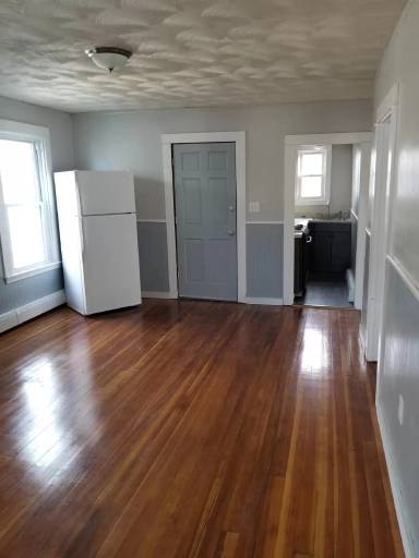 Main picture of 60 Peckham St