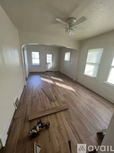 Main picture of 11020 Woodstock Ave