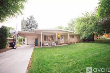 Main picture of 1009 E 5750 S