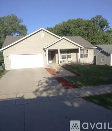 Main picture of 218 Concord Ave