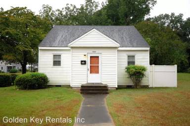 Main picture of 1212 E Elm St