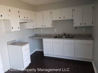 Main picture of 1916 W 75th Pl