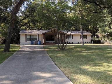 Main picture of 8215 Barbaree Blvd