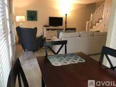 Main picture of 4532 Lauderdale Ave