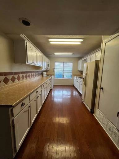 Main picture of 3834 Lake Ridge Dr