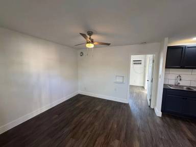 Main picture of 110 Gennaro Pl
